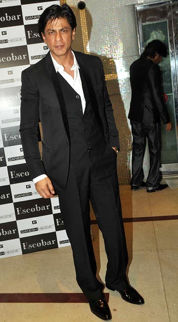Why Shah Rukh wore a suit in Goa